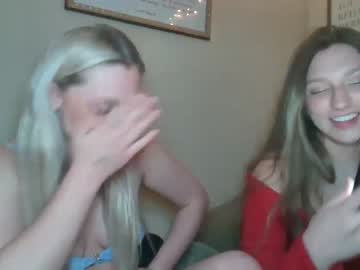 couple Online Sex Cam Girls with 2prettylittlething2