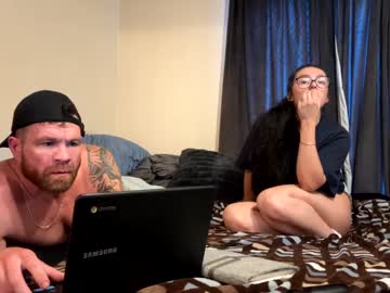 couple Online Sex Cam Girls with daddydiggler41