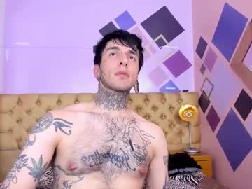 couple Online Sex Cam Girls with chloe_and_austin