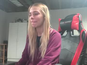couple Online Sex Cam Girls with chloe_damian