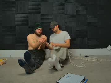 couple Online Sex Cam Girls with caseyandfriends