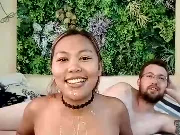 couple Online Sex Cam Girls with tia_and_matt